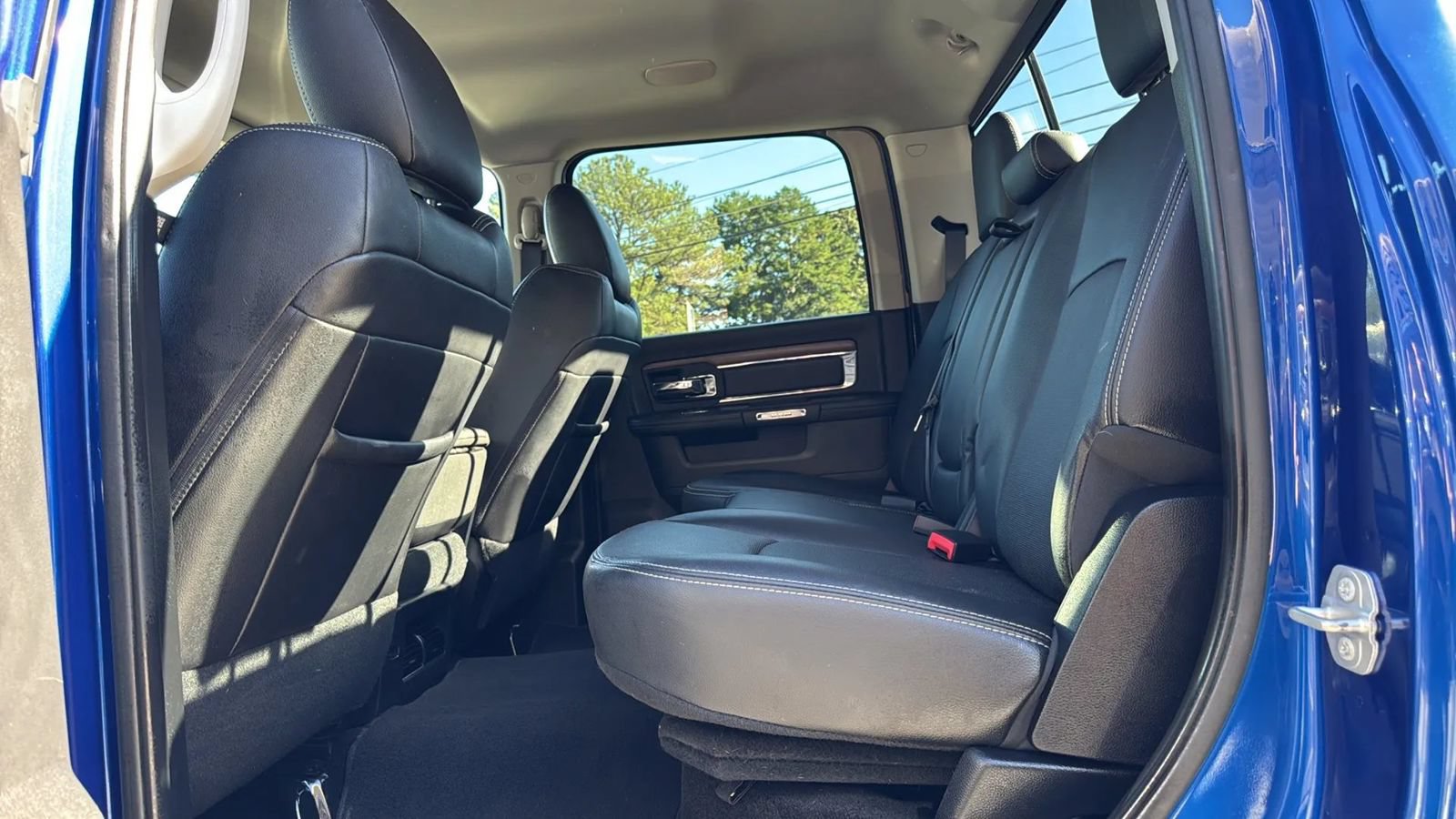 Used 2016 RAM 2500 Laramie AWD/4WD image 13