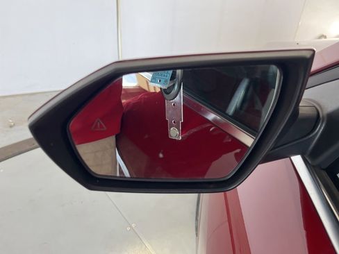 Used 2025 Hyundai Elantra Limited image 38