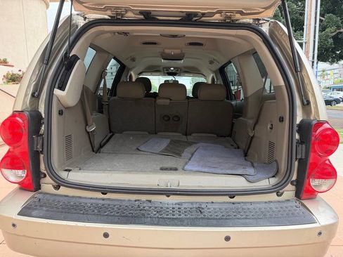 Used 2009 Dodge Durango SLT w/ Technology Group II image 17