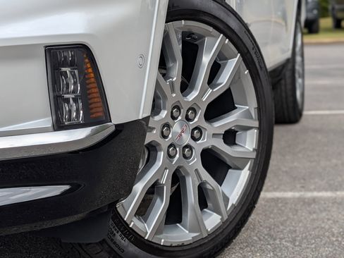 Used 2024 GMC Acadia Denali w/ Super Cruise Package image 37