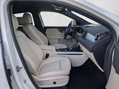 Certified 2026 Mercedes-Benz GLA 250 image 22