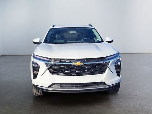 New 2026 Chevrolet Trax LT w/ Driver Confidence Package image 9