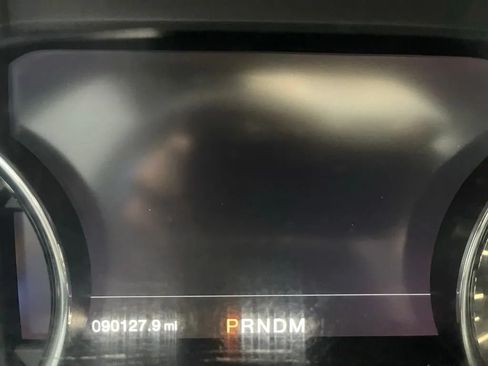 Used 2019 Ford F150 Lariat w/ Equipment Group 502A Luxury AWD/4WD image 25