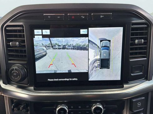 Used 2021 Ford F150 Lariat w/ Equipment Group 502A High AWD/4WD image 14
