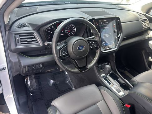 Used 2024 Subaru Ascent Onyx Edition AWD/4WD image 10
