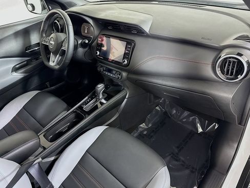Certified 2023 Nissan Kicks SR w/ SR Premium Package FWD image 30