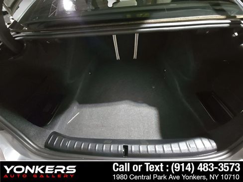 Used 2023 BMW 540i xDrive w/ Convenience Package AWD/4WD image 18