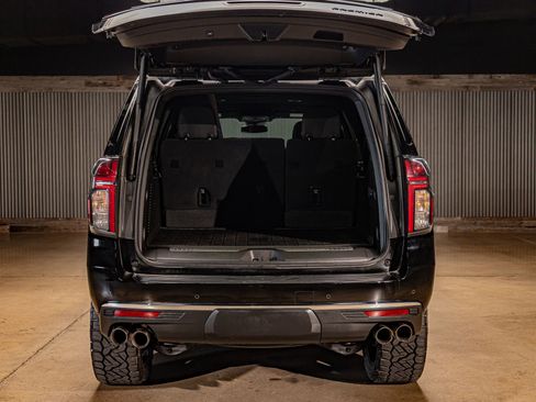 Used 2023 Chevrolet Suburban Premier w/ Max Trailering Package image 9