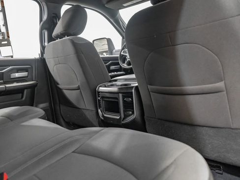 Used 2024 RAM 2500 Big Horn w/ Off Road Package image 37