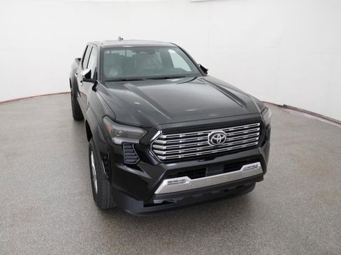 New 2026 Toyota Tacoma Limited AWD/4WD image 17