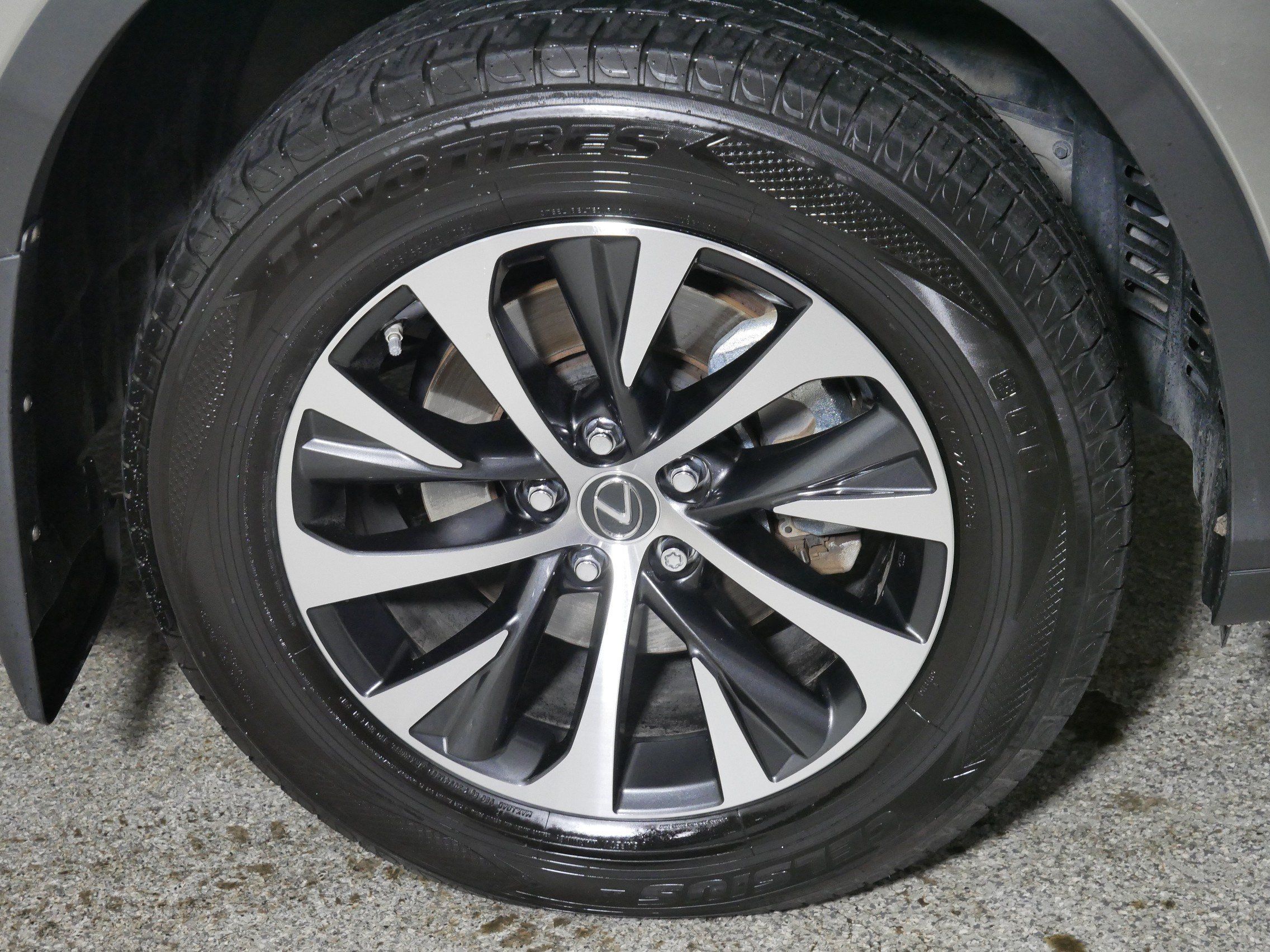 Used 2021 Lexus RX 350L Premium w/ Premium Package AWD/4WD image 15