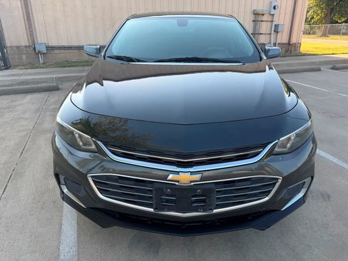 Used 2017 Chevrolet Malibu LT FWD image 8