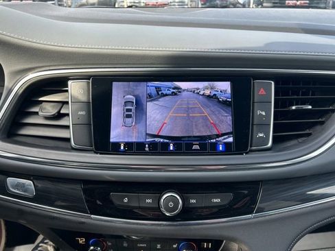 Used 2022 Buick Enclave Premium image 52
