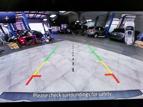 Used 2022 Ford Explorer XLT w/ Equipment Group 202A image 28