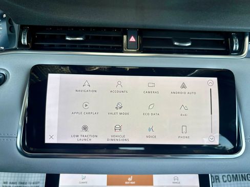 Used 2021 Land Rover Range Rover Evoque SE image 38