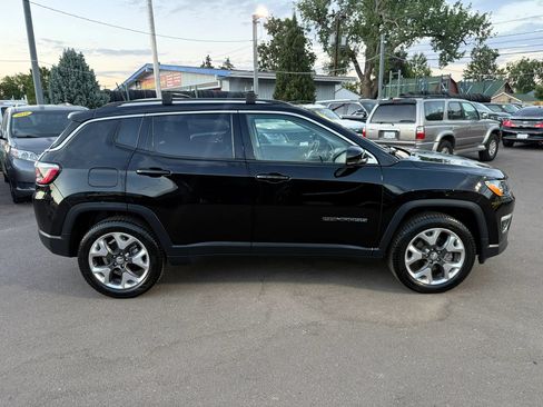 Used 2019 Jeep Compass Limited AWD/4WD image 10