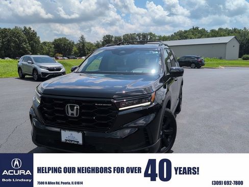 Used 2025 Honda Pilot Black Edition image 1