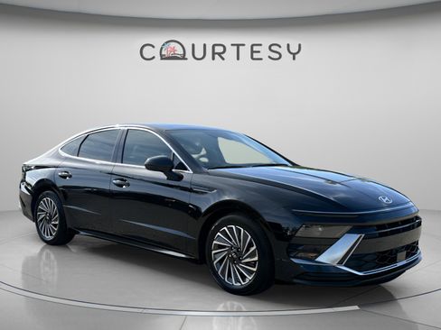 Certified 2025 Hyundai Sonata SEL FWD image 7