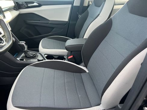 Used 2025 Volkswagen Taos S image 10