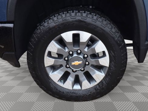 New 2026 Chevrolet Silverado 2500 Custom w/ Custom Value Package AWD/4WD image 18