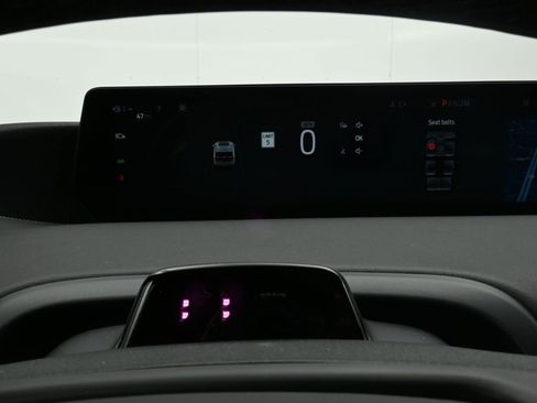 New 2025 Ford Expedition Max Platinum w/ Stealth Performance Package image 21