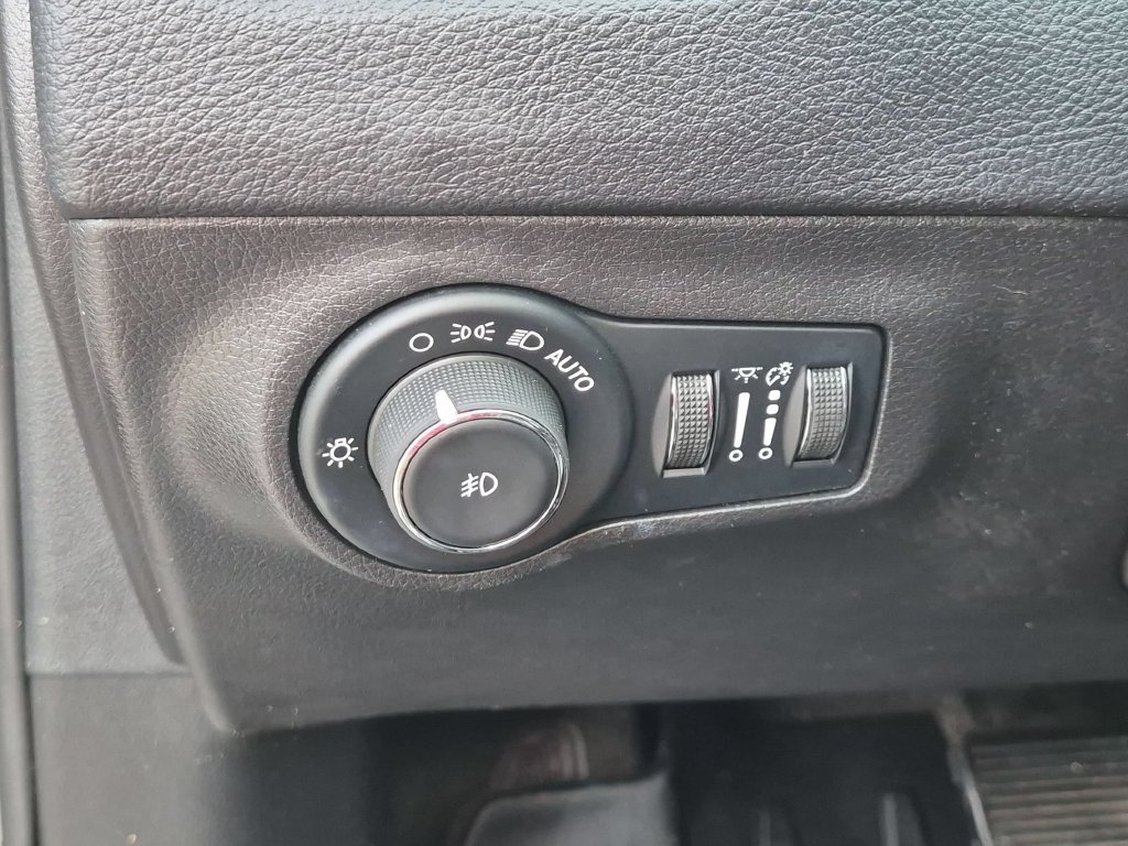 Used 2020 Jeep Compass Limited AWD/4WD image 14