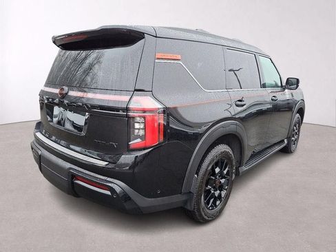 Used 2025 Nissan Armada PRO-4X AWD/4WD image 9