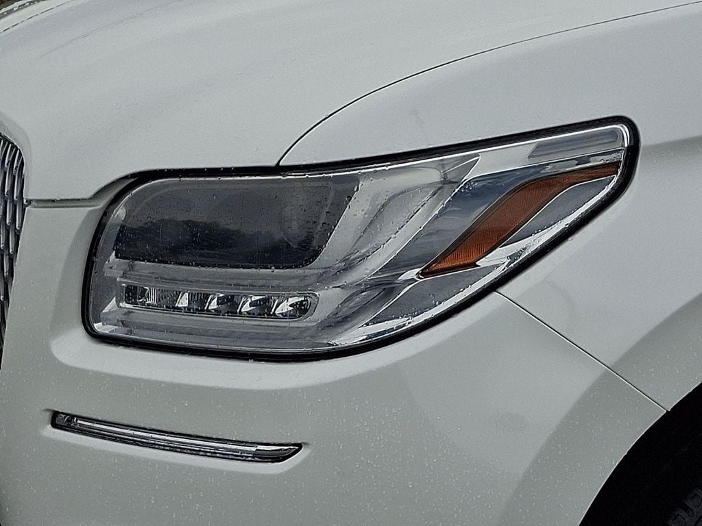 Certified 2020 Lincoln Navigator Reserve w/ Equipment Group 201A Reserve AWD/4WD image 9