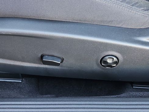 Used 2013 Dodge Challenger R/T w/ Electronics Convenience Group image 27