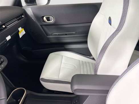 New 2026 MINI Cooper 2-Door Hardtop FWD image 22
