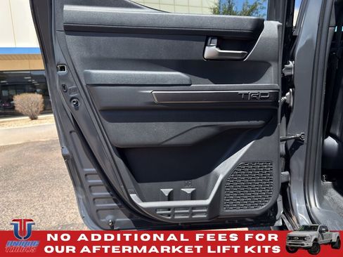 Used 2024 Toyota Tacoma TRD Off-Road w/ TRD Off Road Premium Package AWD/4WD image 25