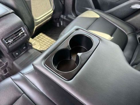 Used 2023 Lincoln Corsair AWD w/ Equipment Group 101A image 15