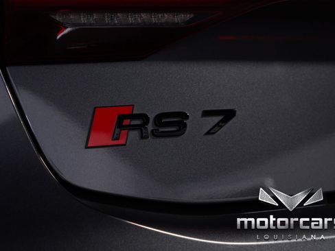 Used 2023 Audi RS 7 Sportback w/ Black Optic Package image 18