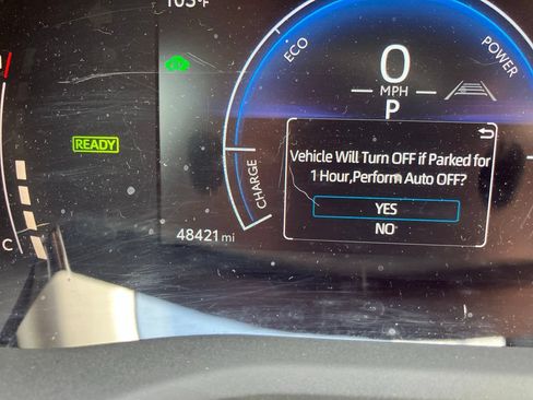 Used 2025 Toyota Camry LE FWD image 9