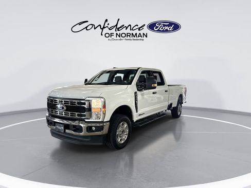 Used 2026 Ford F350 XLT AWD/4WD image 3