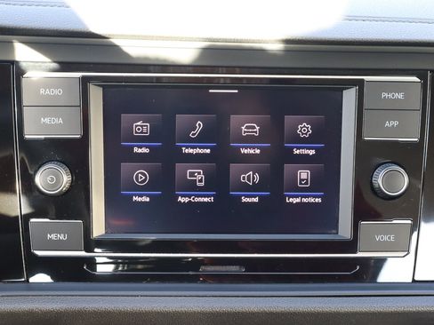 Used 2024 Volkswagen Jetta S image 21