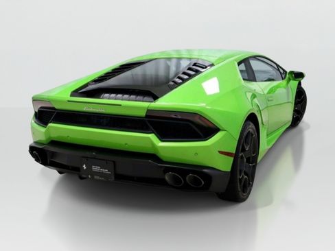 Used 2018 Lamborghini Huracan LP 580-2 RWD image 5