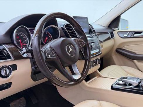 Used 2018 Mercedes-Benz GLE 350 w/ Premium 1 Package image 24