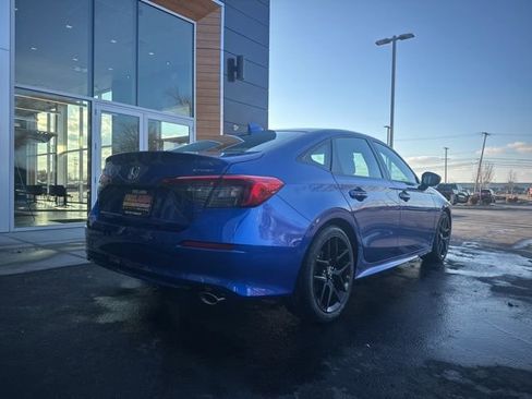 Used 2024 Honda Civic Sport image 10
