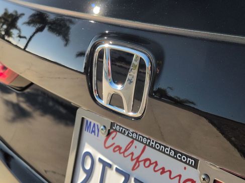 Used 2025 Honda CR-V EX image 14