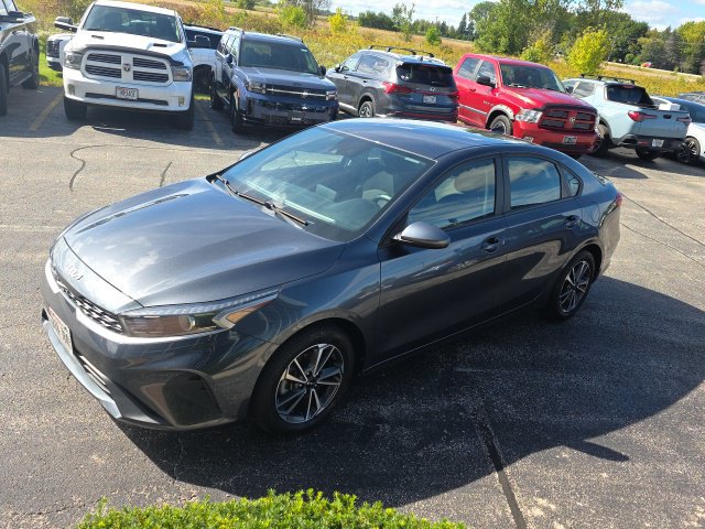 Used 2022 Kia Forte LXS FWD image 10