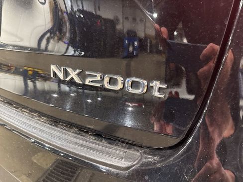 Used 2017 Lexus NX 200t 200t image 10