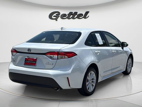 Certified 2024 Toyota Corolla LE w/ LE Convenience Package FWD image 5