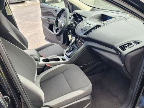 Used 2014 Ford Escape S FWD image 14