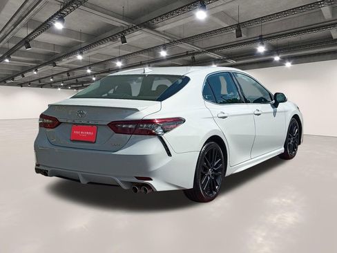Used 2023 Toyota Camry XSE FWD image 16