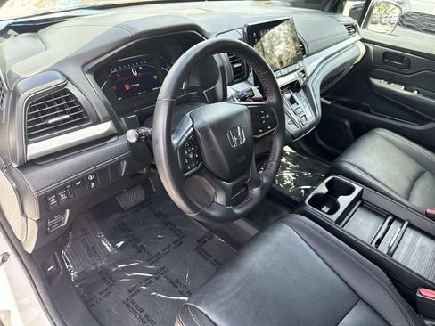 Certified 2024 Honda Odyssey Sport image 22