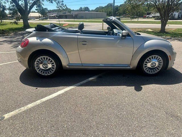Used 2013 Volkswagen Beetle 2.5 FWD image 3