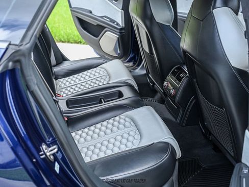 Used 2018 Audi RS 7 Performance w/ Driver Assistance Package AWD/4WD image 32