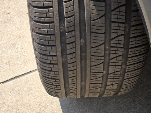 Certified 2025 Volvo XC90 T8 Plus w/ Protection Package Premier image 14