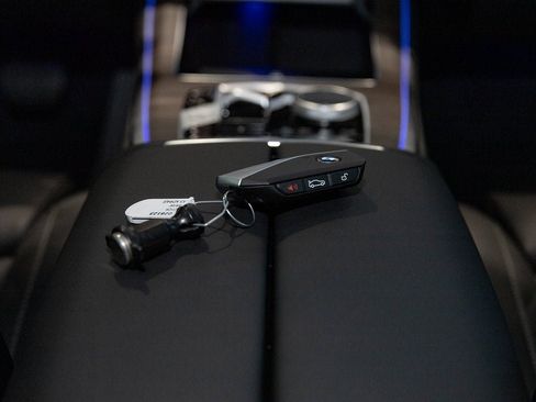 New 2026 BMW X5 xDrive40i w/ Premium Package image 41